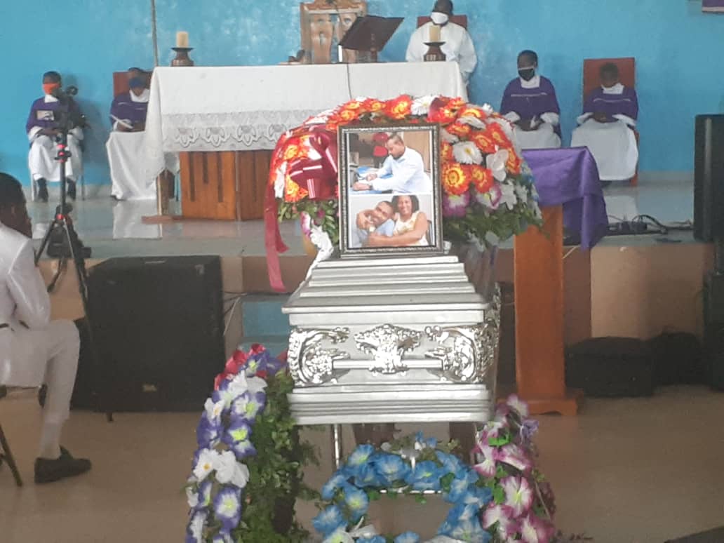 Funérailles du journaliste Diego Osias Charles, ce mardi 13 juillet 2021 en la chapelle de la médaille miraculeuse de Jérémie,sa ville natale