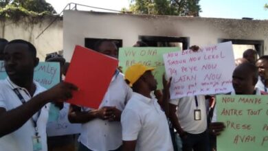 Haïti-Protestation: les employés du bureau communal de l'ONA à Saint Marc mis en disponibilité sans solde par la direction générale 