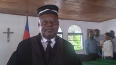 Haiti/Justice : Prestation de serment de maître Exumé Fleurimond à la tête du TPI de Saint Marc et maître Yves Estimé comme juge de paix suppléant des Verrettes 