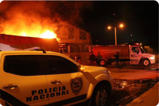 Incendie au marché frontalier de Dajabón